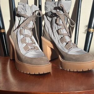 Dolce Vita Celida lug sole boots in army green with suede trim